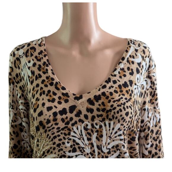Peck & Peck Size XL (FITTED) Animal Leopard Print V Neck Embellished Sweater - Picture 3 of 8